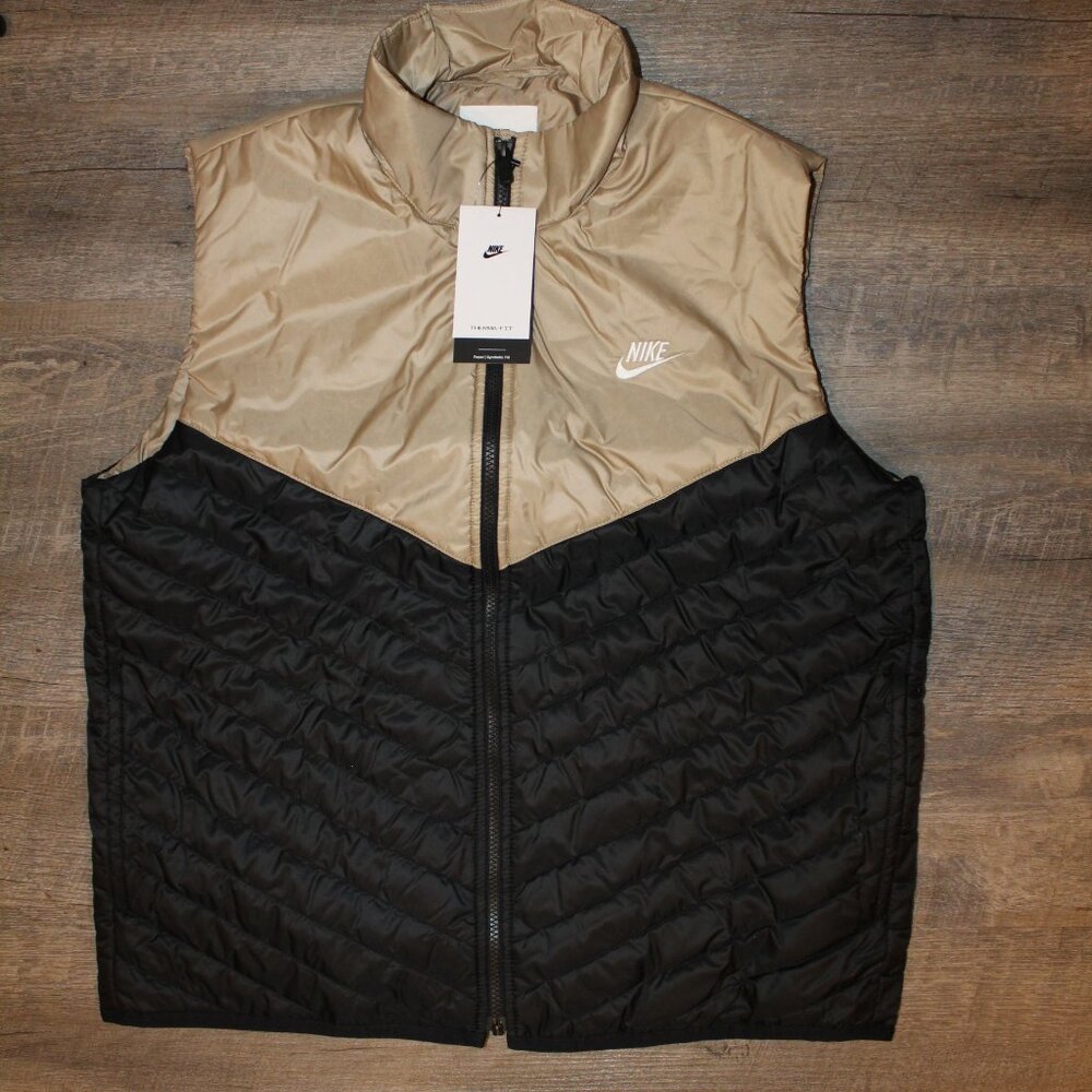 NWT NIKE THERMA FIT WINDRUNNER‎ MEN'S VEST BLACK GOLD